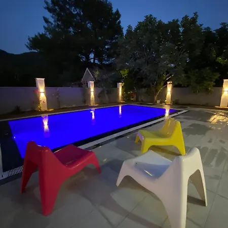 Lotus In Camli Village, Jacuzzi And Pool Βίλα