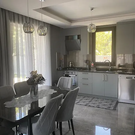 Villa Lotus In Camli Village, Jacuzzi And Pool Marmaris