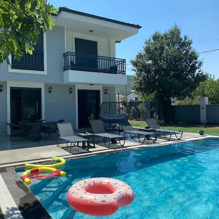 Lotus In Camli Village, Jacuzzi And Pool Willa