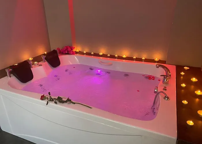 Lotus In Camli Village, Jacuzzi And Pool Villa *