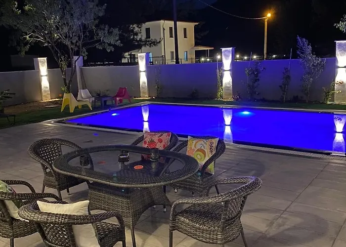 Villa Lotus In Camli Village, Jacuzzi And Pool *
